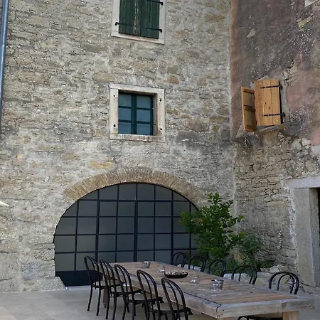 Olivi * Motovun